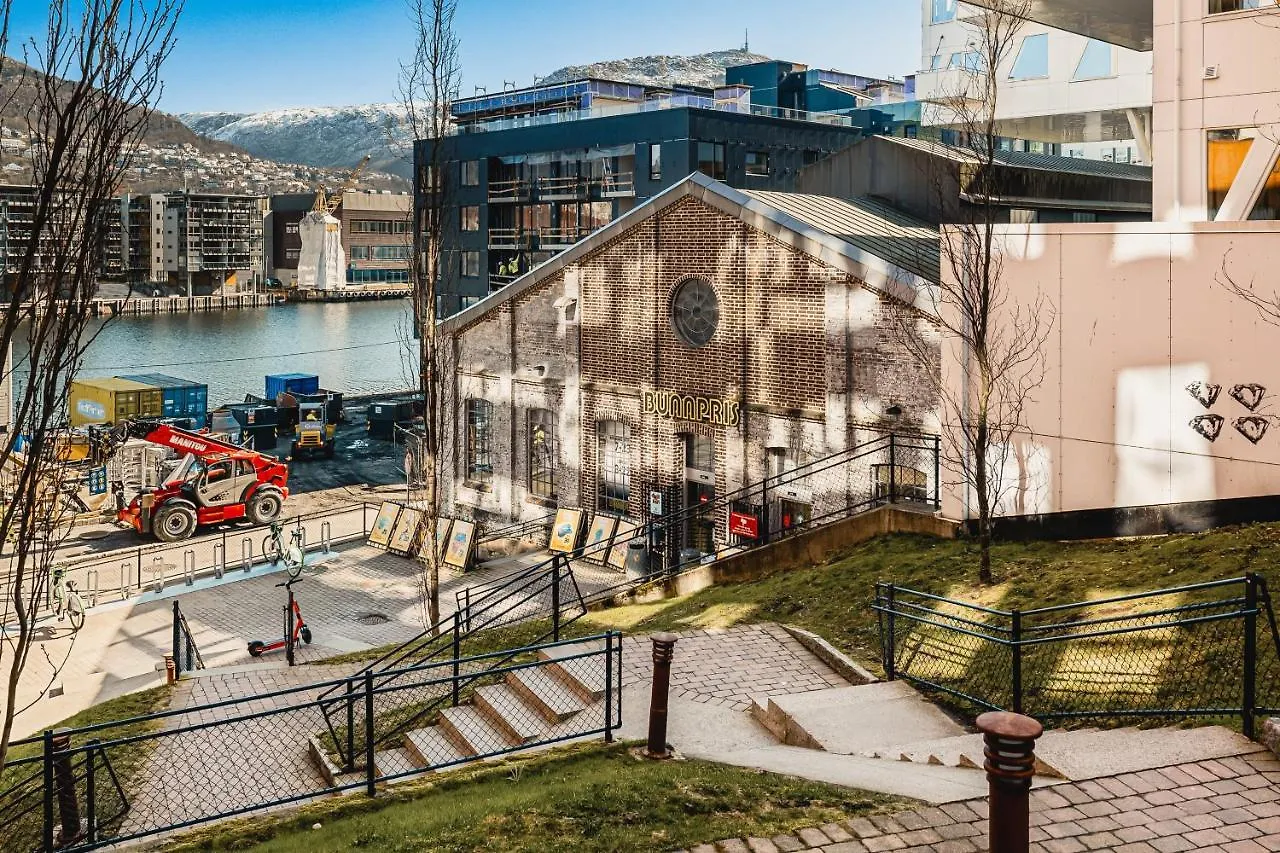 Leilighet I Topp Etasje Med Flott Stor Felles Takterrasse Bergen