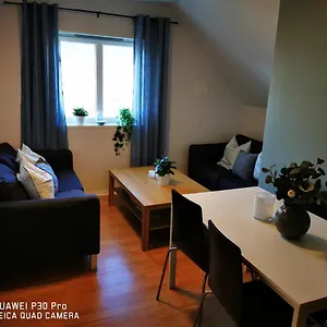Minde 4 Floor Apartment